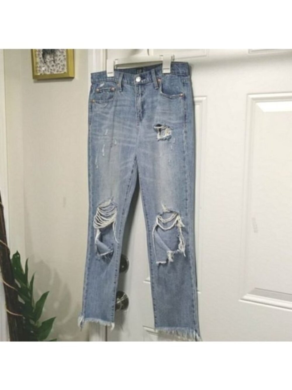 Gap Denim Best Girlfriend Distressed Jeans Size 26 Light Blue - Picture 7 of 13